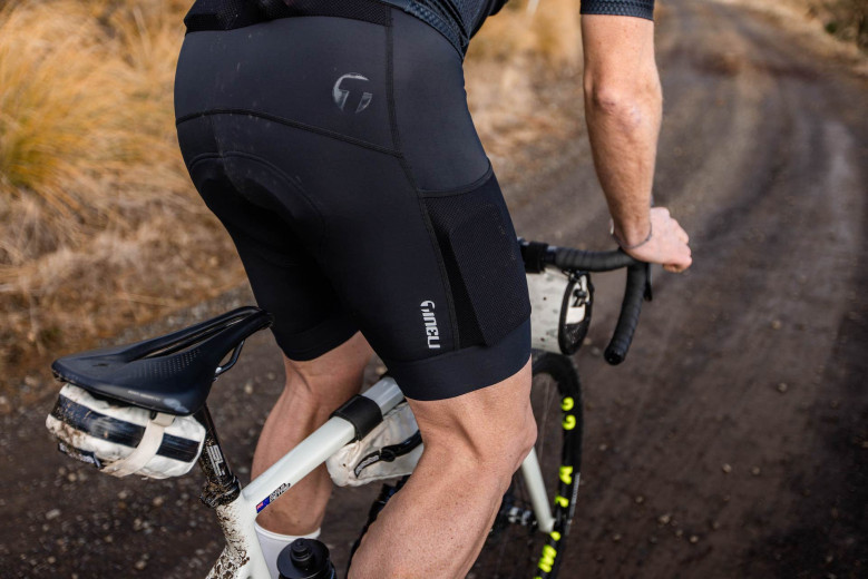 6135 Tineli Cargo Core Bib Shorts 073A8511 min