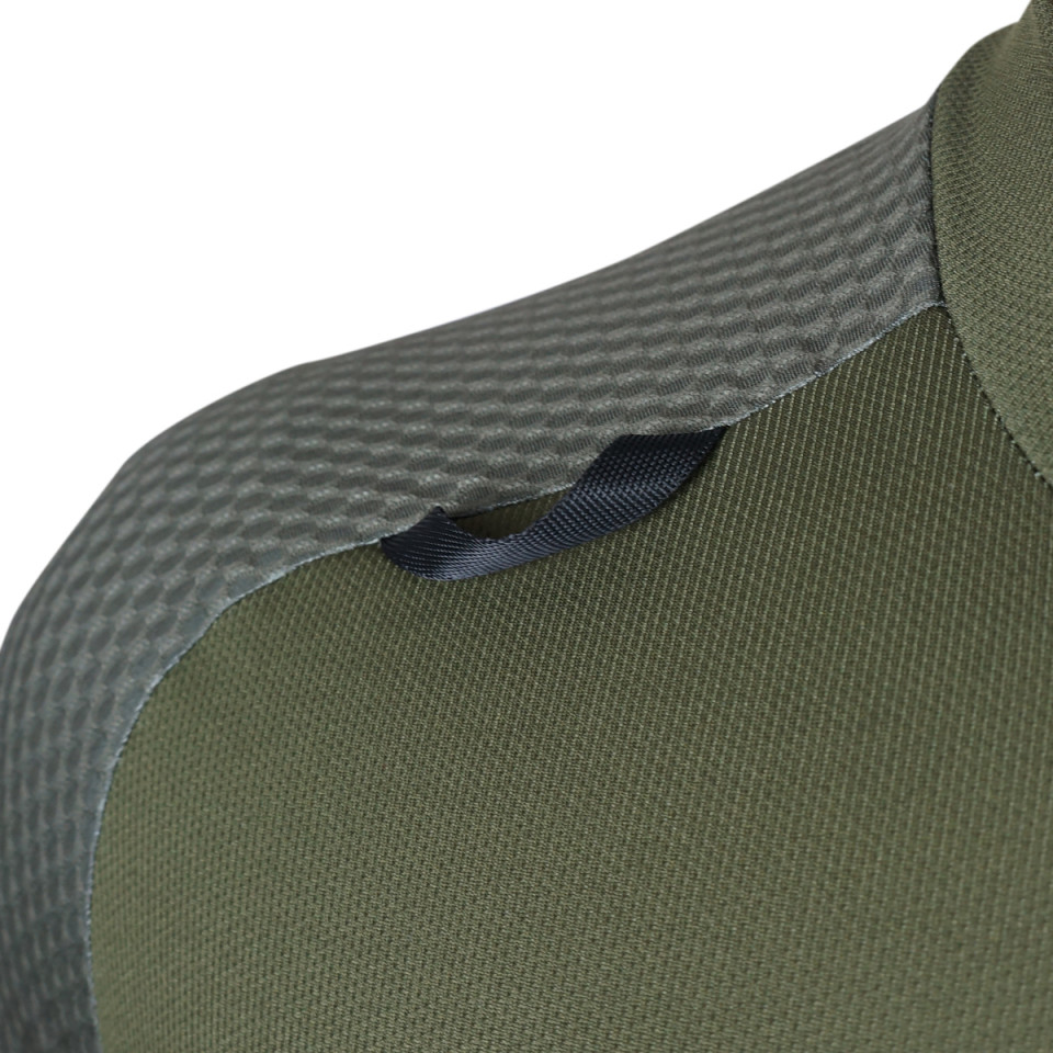 Tineli Gravel detail 01
