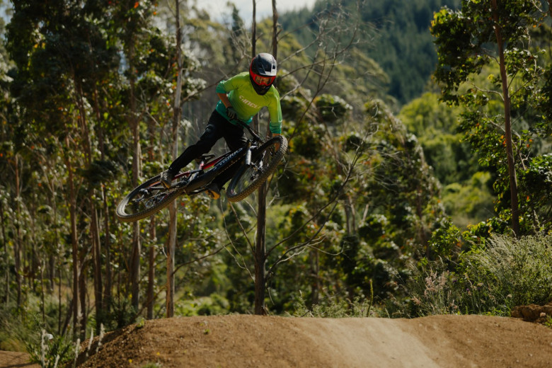 5594 Enduro Long Pants 2W4A9100