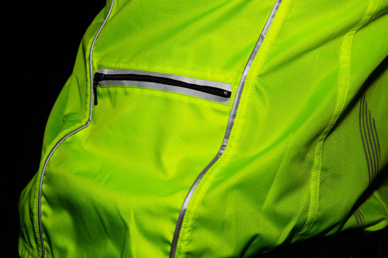 551A0174 v2