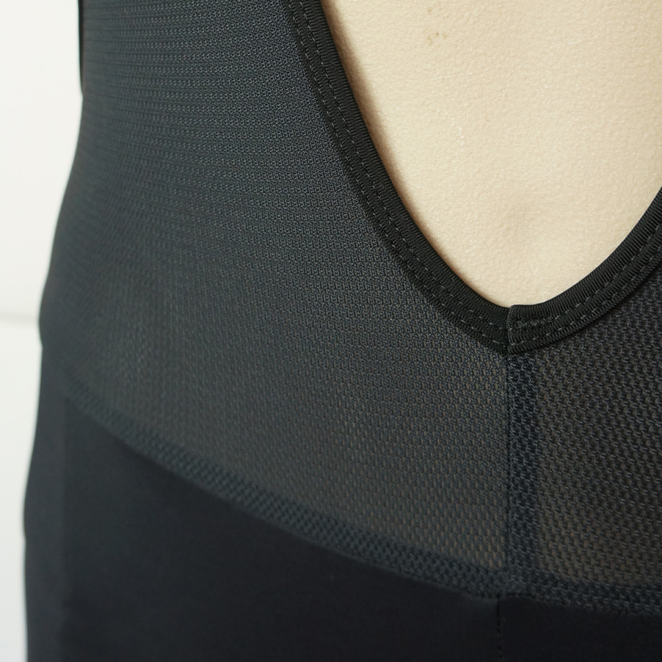 6272 Tineli Interference Bibs detail 3