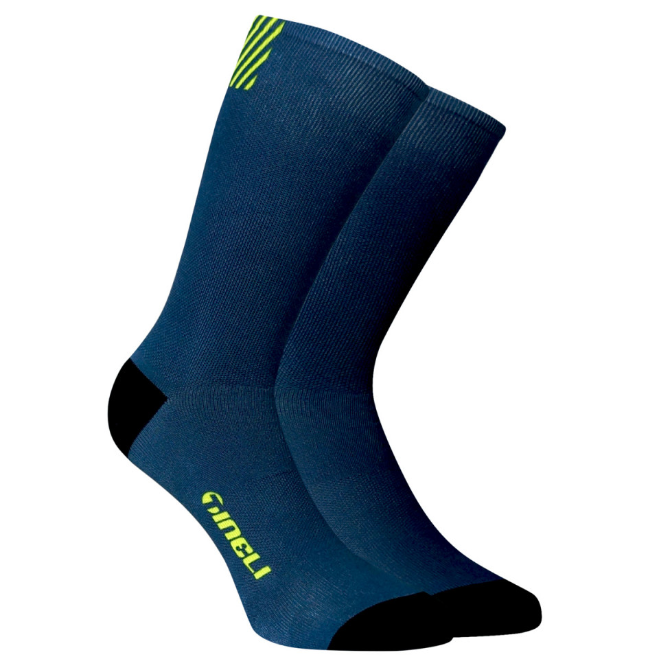 1148 Tineli Nicobar socks 01
