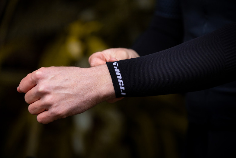 8184 Tineli Seamless Arm Warmers 2022.08.19 Tineli 55